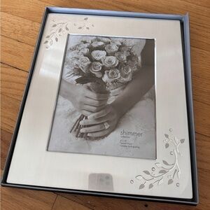 NEVER USED Shimmer 8x10 wedding photo frame